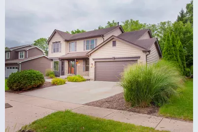 2705 Colonial Drive, Elgin, IL 60124 - Photo 1