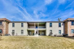 1760 Bristol Walk, Hoffman Estates, IL 60169 - Photo 1