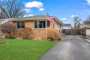 430 Harlem Ave, Glenview, IL 60025 - Photo 1