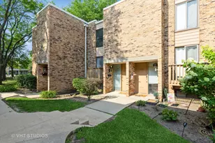 1611 Waxwing Ct, Schaumburg, IL 60173 - Photo 1