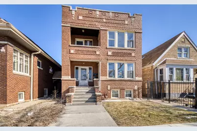 6633 S Campbell Avenue, Chicago, IL 60629 - Photo 1