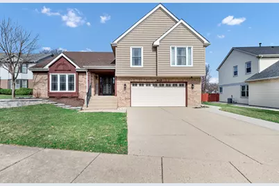 307 Orchard Lane, Bloomingdale, IL 60108 - Photo 1