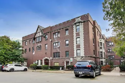 1103 Holly Court #207, Oak Park, IL 60301 - Photo 1