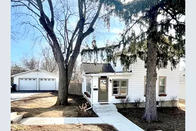 634 E 5th Avenue, Naperville, IL 60563 - Photo 1