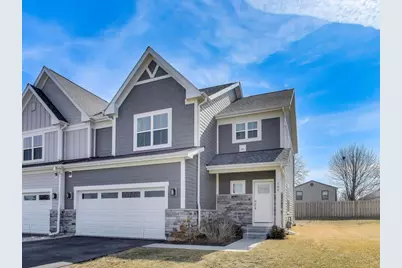 327 Lasalle Lane, Buffalo Grove, IL 60089 - Photo 1