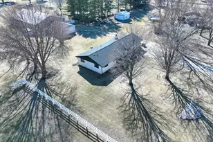 47W185 Kelley Rd, Hampshire, IL 60140 - Photo 1