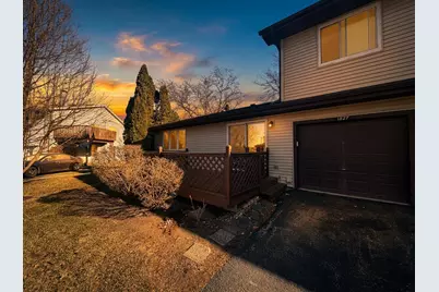 1827 Kerrybrook Court #427, Sycamore, IL 60178 - Photo 1