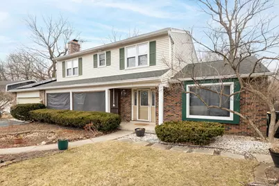 23W100 Kings Court, Glen Ellyn, IL 60137 - Photo 1