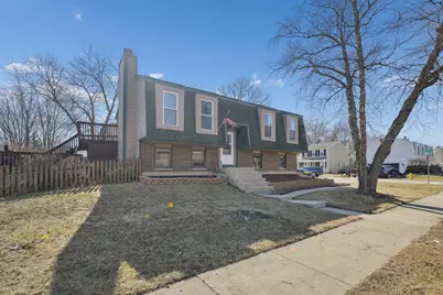 770 Birchbark Trail, Carol Stream, IL 60188 - Photo 1