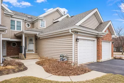 2014 N Stillwater Road, Arlington Heights, IL 60004 - Photo 1