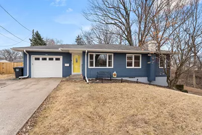 5100 11th Avenue C, Moline, IL 61265 - Photo 1