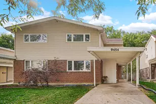 9454 Meadow Ln, Des Plaines, IL 60016 - Photo 1