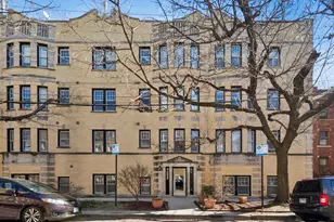 6449 N Seeley Ave, Chicago, IL 60645 - Photo 1