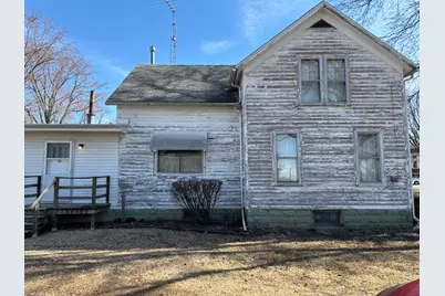 220 W Winthrop Street, Earlville, IL 60518 - Photo 1
