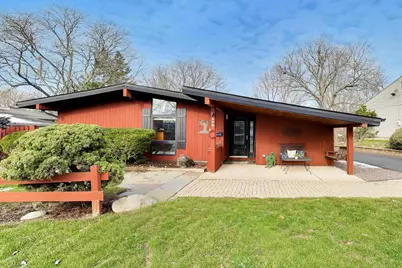 802 Lill Street, Barrington, IL 60010 - Photo 1