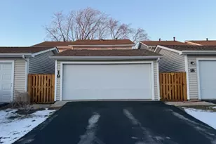 19 Wood Sorrel Pl, Woodridge, IL 60517 - Photo 1