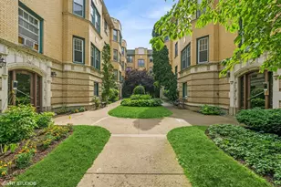 5511 N Winthrop Ave, Chicago, IL 60640 - Photo 1