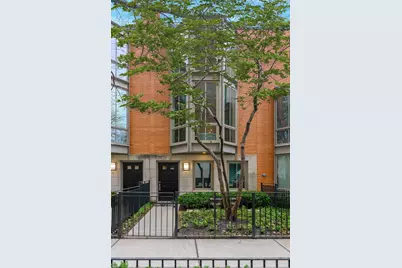 444 E North Water Street, Chicago, IL 60611 - Photo 1