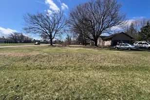 990 Holiday Dr, Lake Holiday, IL 60548 - Photo 1