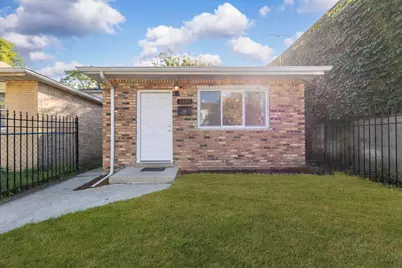 7237 S St Lawrence Avenue, Chicago, IL 60619 - Photo 1