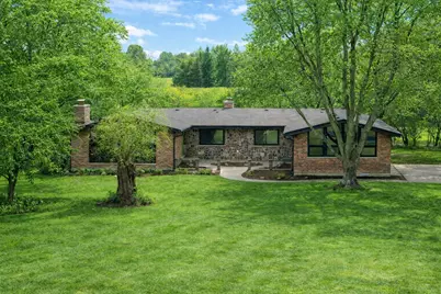 2580 Crestwood Lane, Riverwoods, IL 60015 - Photo 1
