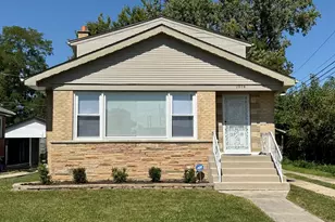 1914 W 108th Pl, Chicago, IL 60643 - Photo 1