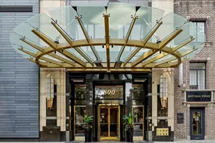 800 N Michigan Ave, Chicago, IL 60611 - Photo 1