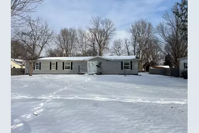 511 S Morgan Street, Mason City, IL 62644 - Photo 1