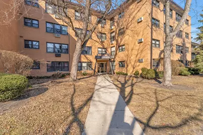 444 Washington Boulevard #303, Oak Park, IL 60302 - Photo 1