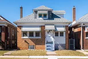 2840 N Mobile Ave, Chicago, IL 60634 - Photo 1