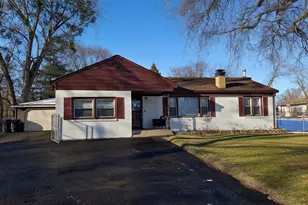 4415 Mayfair Dr, McHenry, IL 60051 - Photo 1