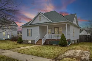 319 E Orleans St, Paxton, IL 60957 - Photo 1
