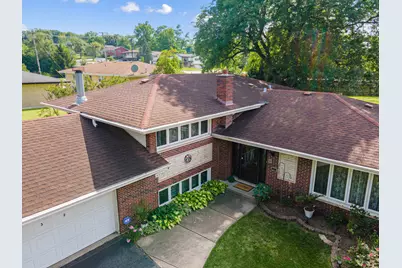 8832 Pleasant Avenue, Hickory Hills, IL 60457 - Photo 1