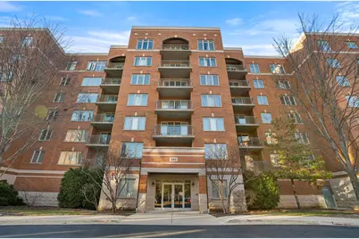 390 S Western Avenue #502, Des Plaines, IL 60016 - Photo 1