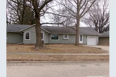 321 Meltzer Street, Walnut, IL 61376 - Photo 1