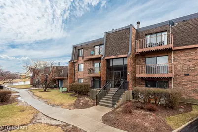 631 Derry Court #2C, Schaumburg, IL 60193 - Photo 1