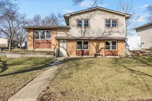 265 Cobb Cir, Bolingbrook, IL 60440 - Photo 1