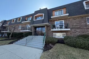 [Address not provided], Northbrook, IL 60062 - Photo 1