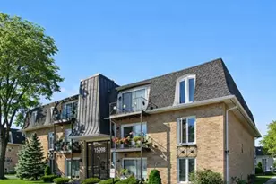 10308 Circle Dr, Oak Lawn, IL 60453 - Photo 1