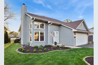 304 N Sycamore Lane, North Aurora, IL 60542 - Photo 1