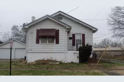 317 S Webster Street, Harrisburg, IL 62946 - Photo 1