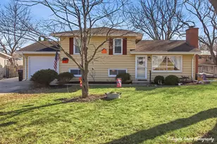 1210 S Broadway St, McHenry, IL 60050 - Photo 1