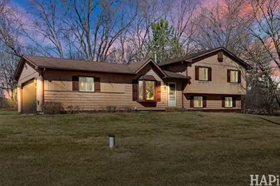 27236 W Northwest Highway, Barrington, IL 60010 - Photo 1