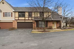 9867 Cambridge Ct, Mokena, IL 60448 - Photo 1