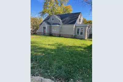 325 E Lake Shore Drive, Round Lake Park, IL 60073 - Photo 1