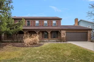 2432 Auburn Ln, Northbrook, IL 60062 - Photo 1