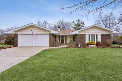 23W302 Cambridge Court, Glen Ellyn, IL 60137 - Photo 1