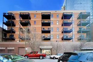 725 N Aberdeen St, Chicago, IL 60642 - Photo 1