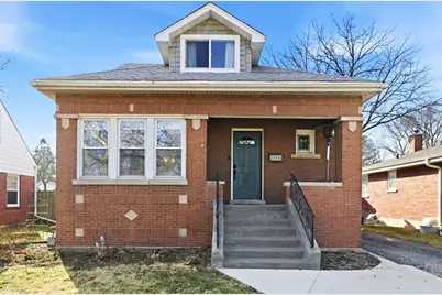 104 N Ardmore Avenue, Villa Park, IL 60181 - Photo 1