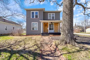 602 S Vermillion St, Streator, IL 61364 - Photo 1